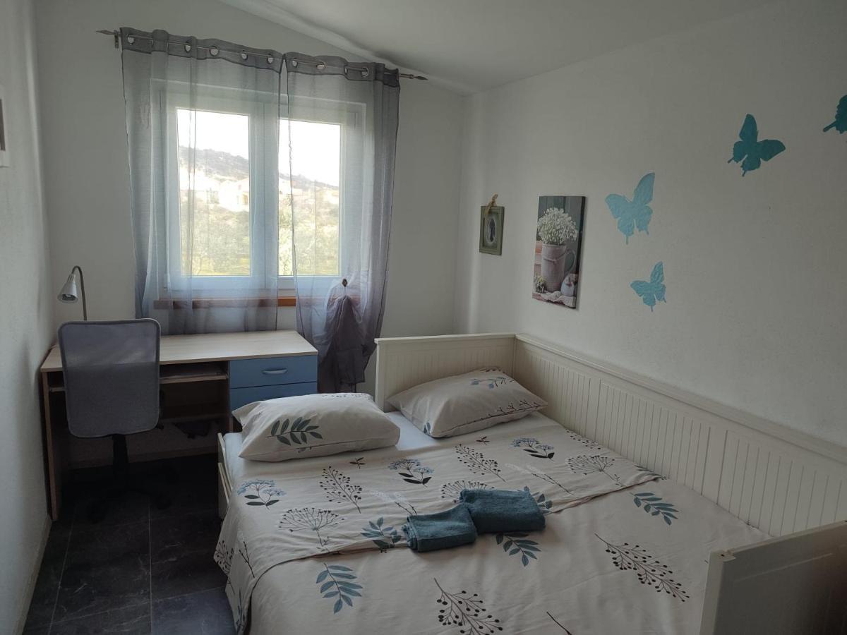 Murtela, 2-Bedroom Apartment Raslina Εξωτερικό φωτογραφία