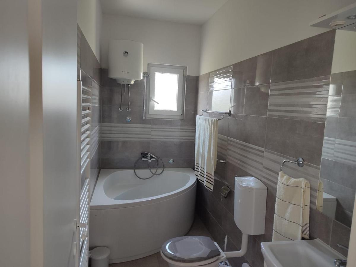 Murtela, 2-Bedroom Apartment Raslina Εξωτερικό φωτογραφία