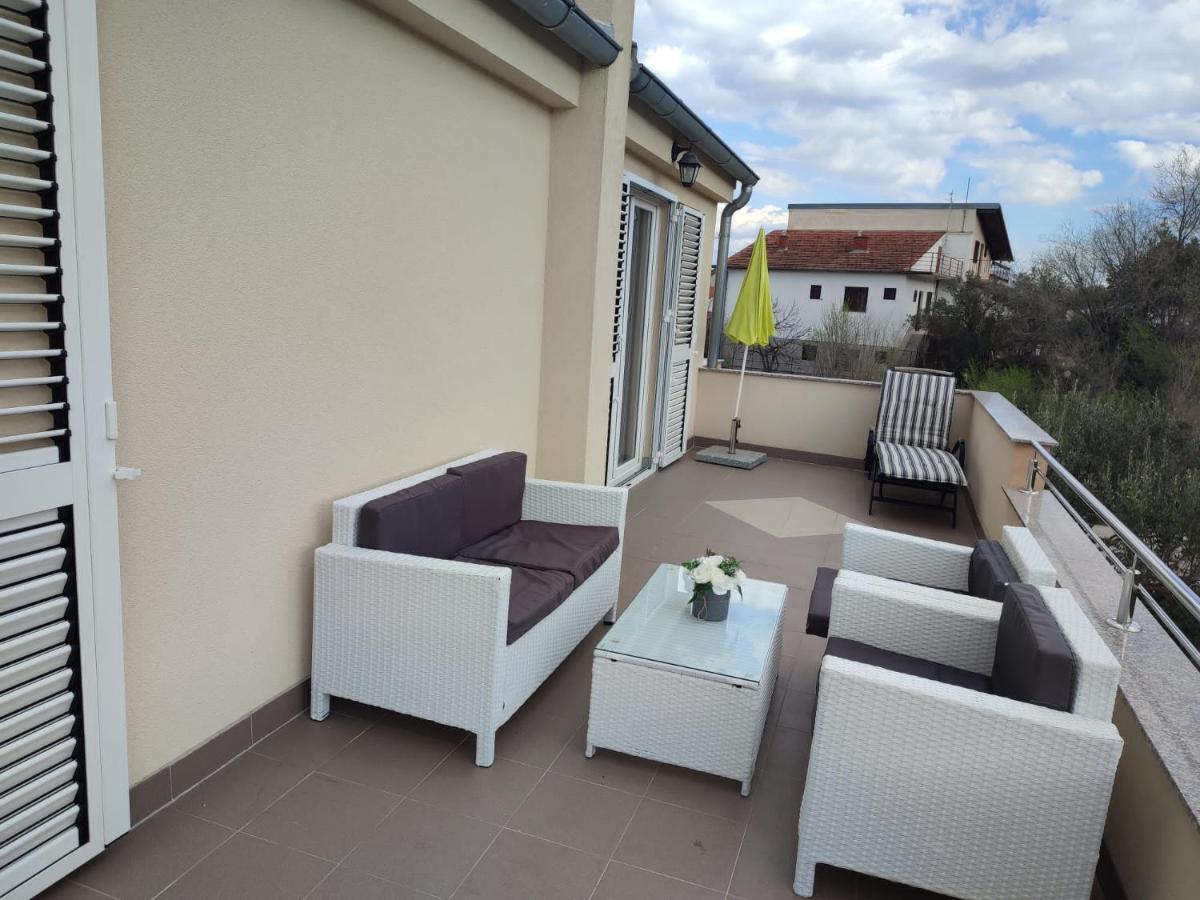Murtela, 2-Bedroom Apartment Raslina Εξωτερικό φωτογραφία